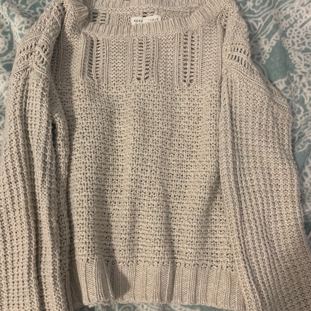 Aeropostale beige sweater!